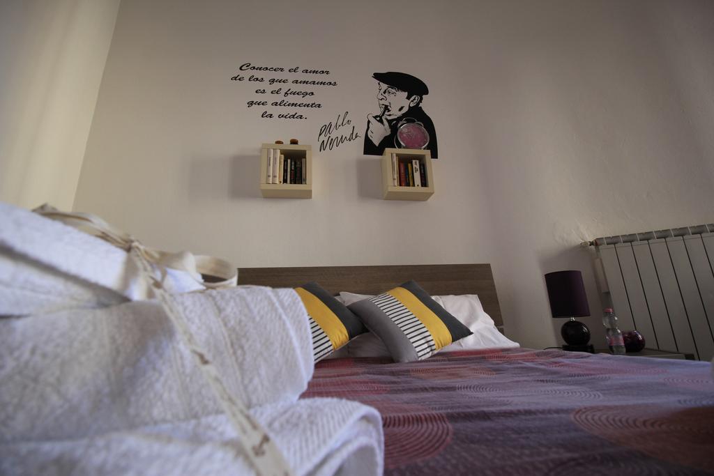 Bed 'N Books Sassari Ngoại thất bức ảnh